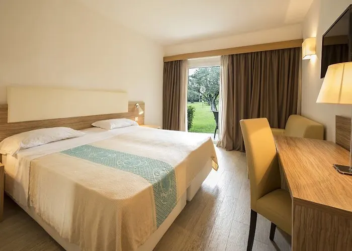 Barcelo Floriana Village 4*