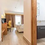 Barcelo Floriana Village 호텔 4*