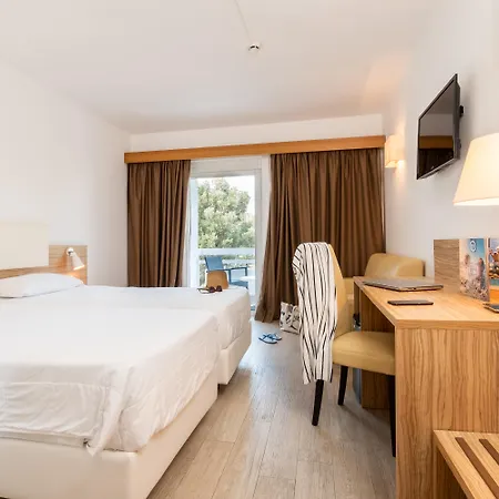 Barcelo Floriana Village Hotell 4*