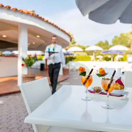 Barcelo Floriana Village 호텔 4*