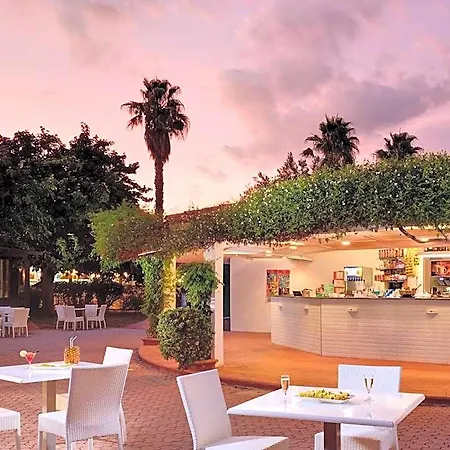 Hotell Barcelo Floriana Village 4*