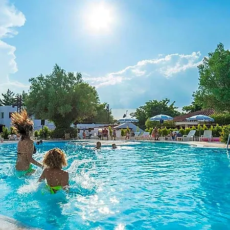 Barcelo Floriana Village Hotell 4*