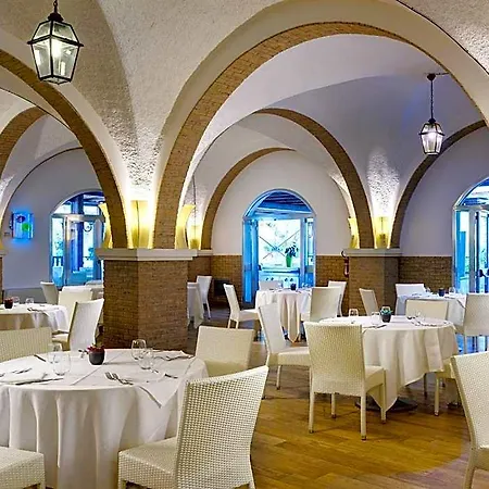 Barcelo Floriana Village 4*
