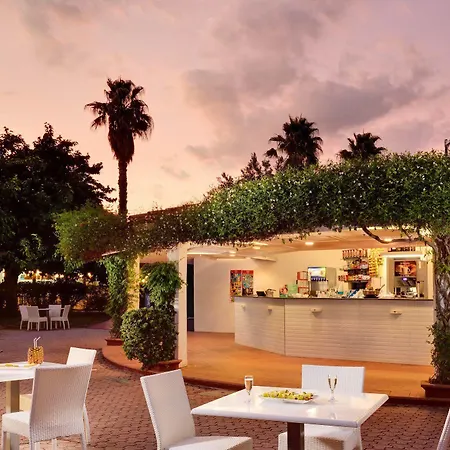 Barcelo Floriana Village Hotell 4*
